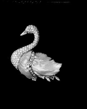 Jeweled Swan Pendant