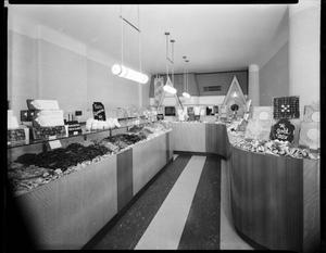 Russel Stover Candies Shop in Oklahoma City, Oklahoma