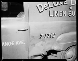 Deluxe Laundry and Linen Supply Truck in Oklahoma City, Oklahoma