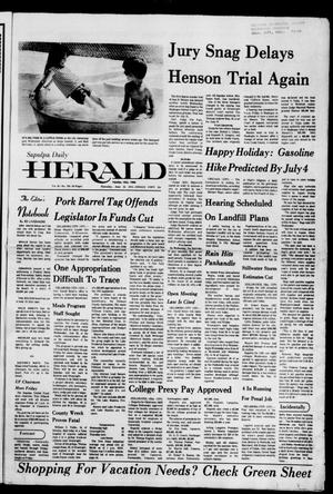 Primary view of object titled 'Sapulpa Daily Herald (Sapulpa, Okla.), Vol. 61, No. 238, Ed. 1 Thursday, June 19, 1975'.