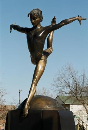 Shannon Miller Statue