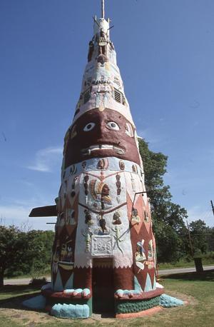 Ed Galloway's Totem Pole Park
