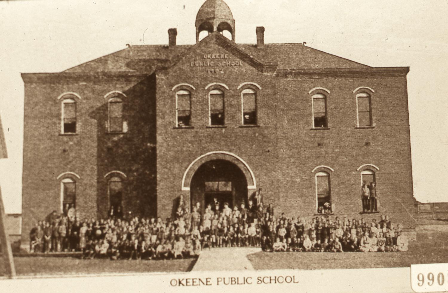 Okeene Public School
                                                
                                                    [Sequence #]: 1 of 1
                                                
