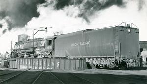 Union Pacific (UP) 3949