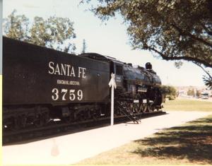 Primary view of object titled 'Santa Fe (ATSF) 3759'.