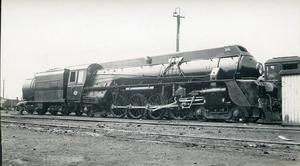 Primary view of object titled 'New Zealand Railway (NZR) J1233'.