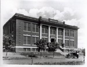 Lincoln School in El Reno, Oklahoma
